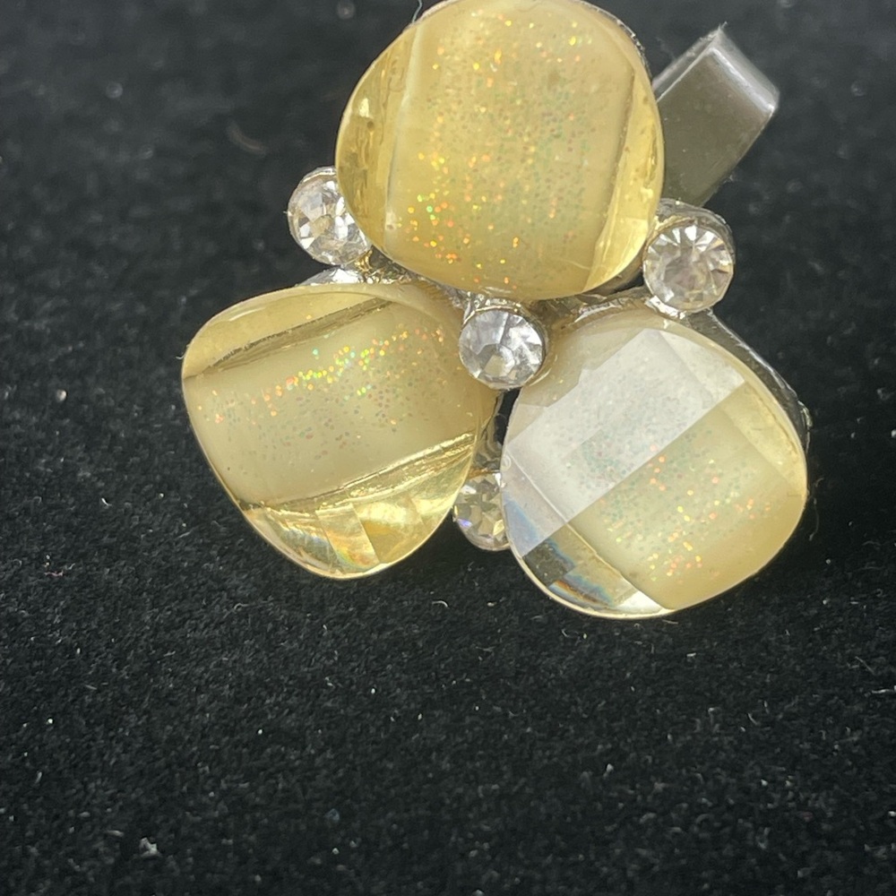 Elegant Yellow and Silver resin moonstone Ring